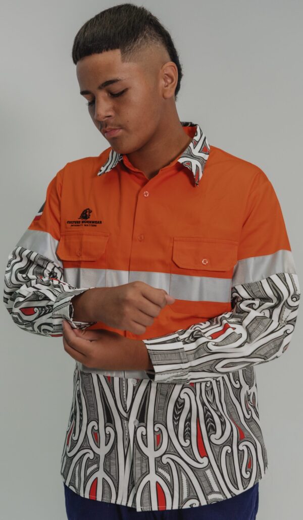 Māori orange hi-vis long sleeve - Image 3